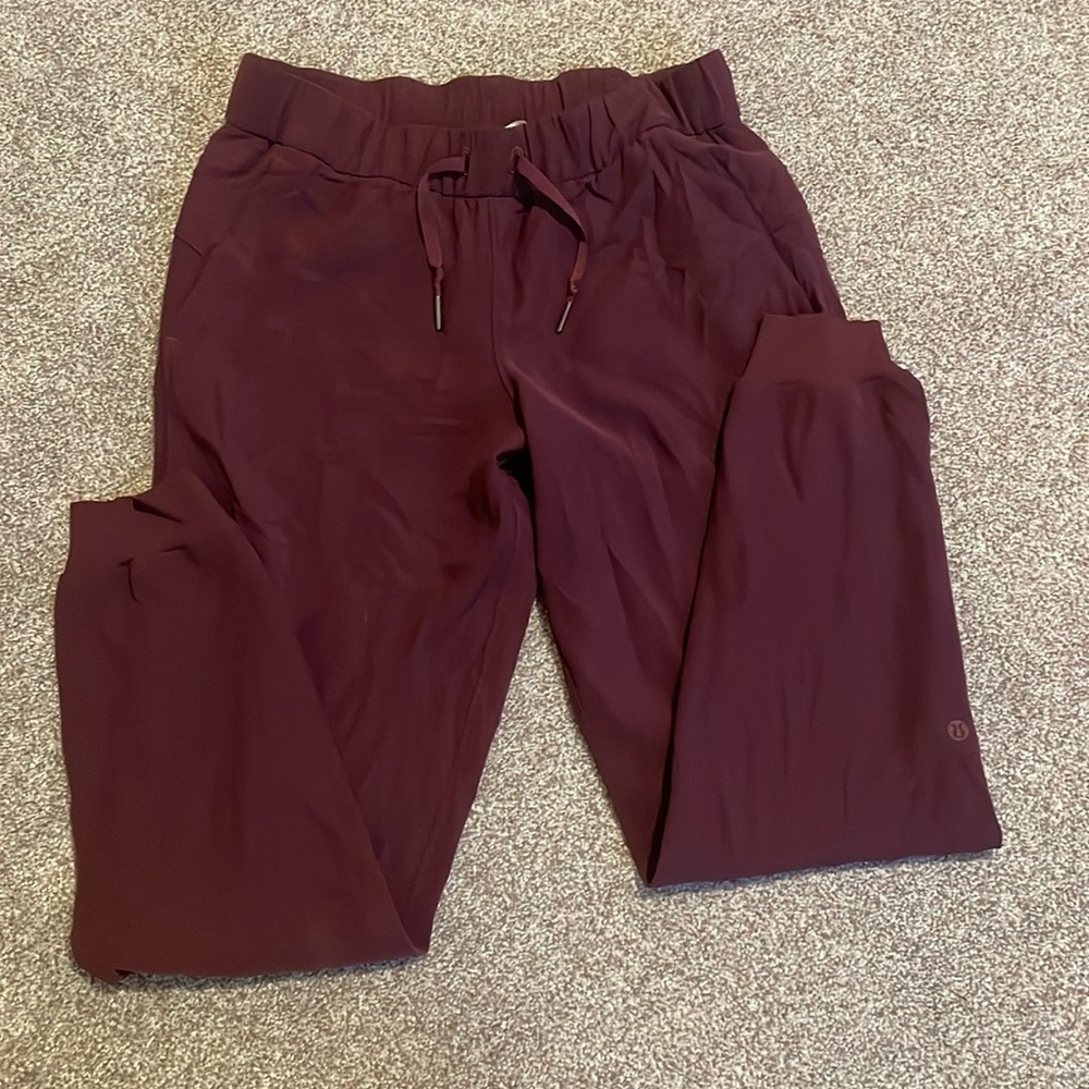 Lululemon joggers